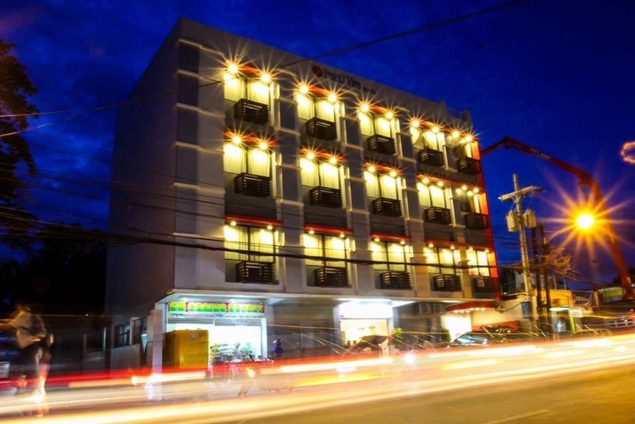 Pearli View Hotel Iloilo Powered By Cocotel Eksteriør billede