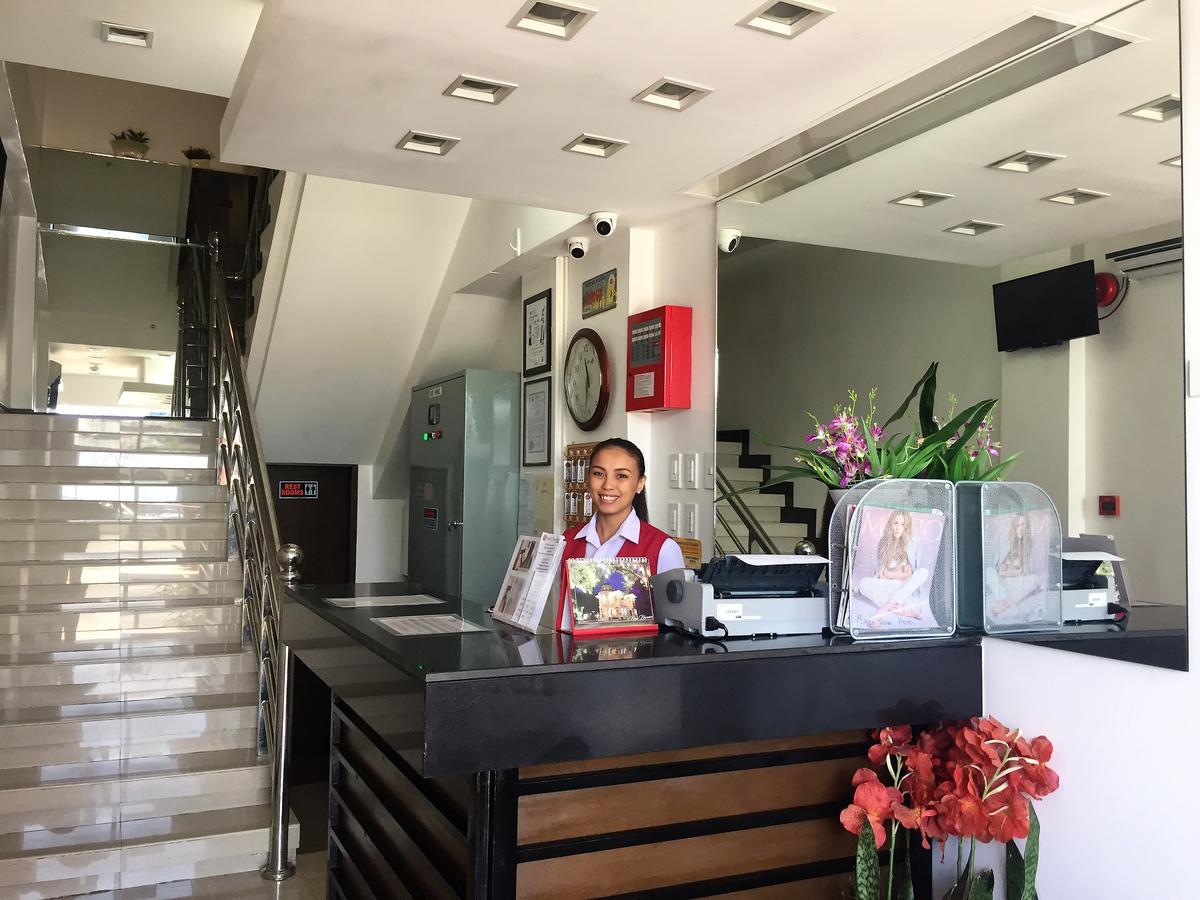 Pearli View Hotel Iloilo Powered By Cocotel Eksteriør billede